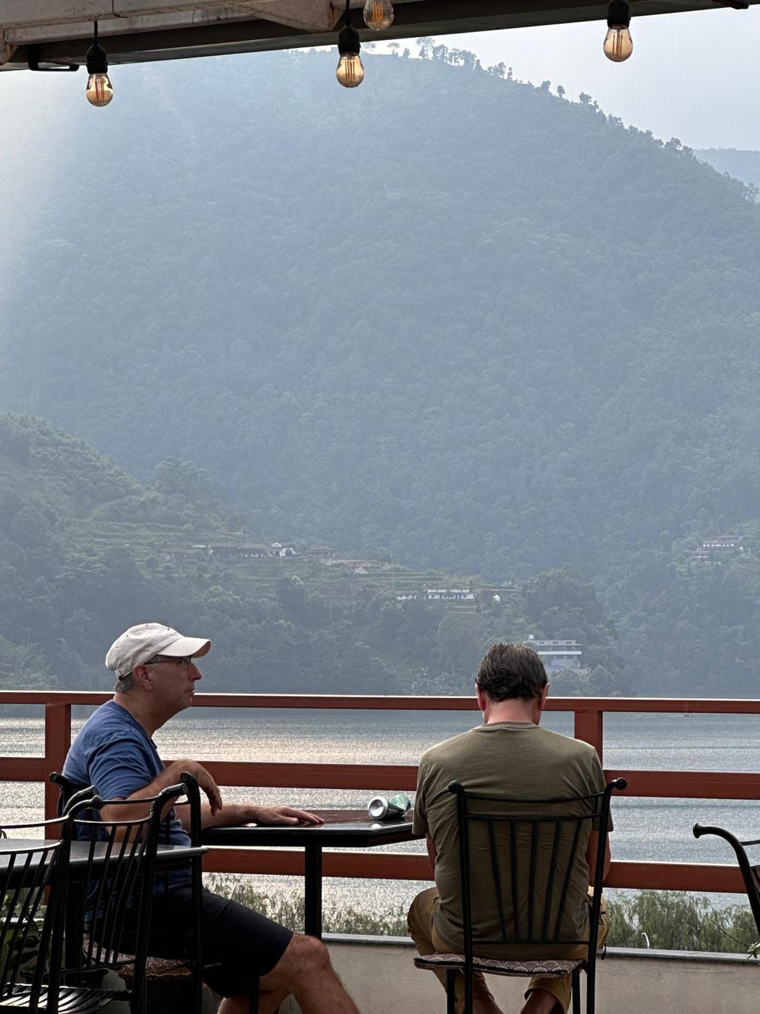 Hotel Adam Pokhara Luaran gambar