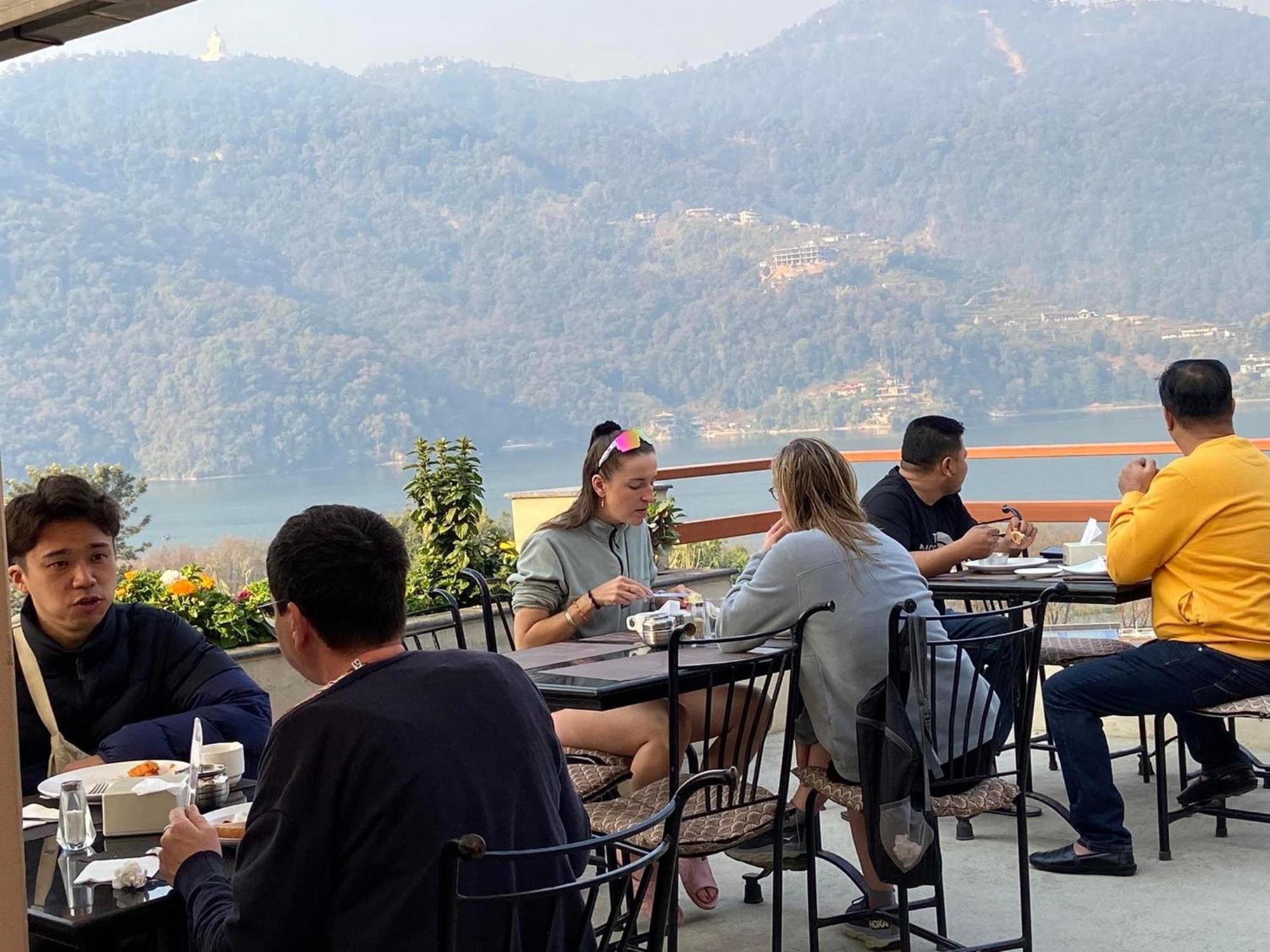 Hotel Adam Pokhara Luaran gambar